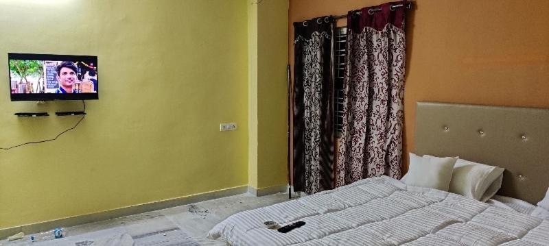 Oyo 81589 Aruna Dwraka Homes ไฮเดอราบัด ภายนอก รูปภาพ