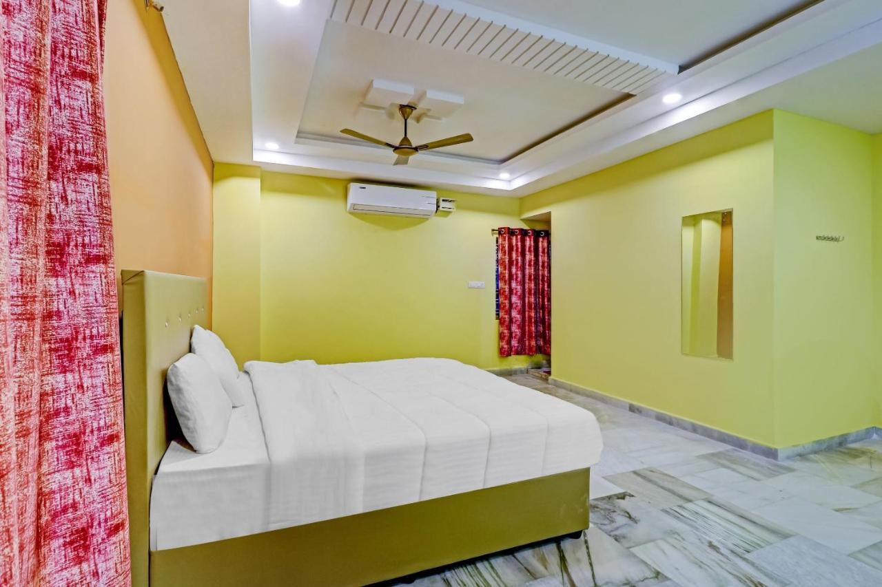 Oyo 81589 Aruna Dwraka Homes ไฮเดอราบัด ภายนอก รูปภาพ